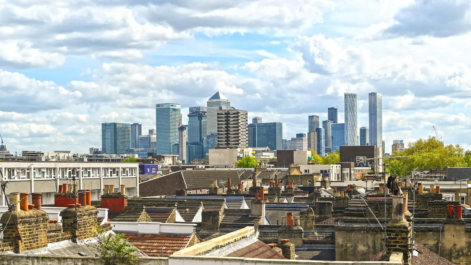 Spacious 5 Bedroom 3 Mins Walk From Mile End London 0*,  United Kingdom