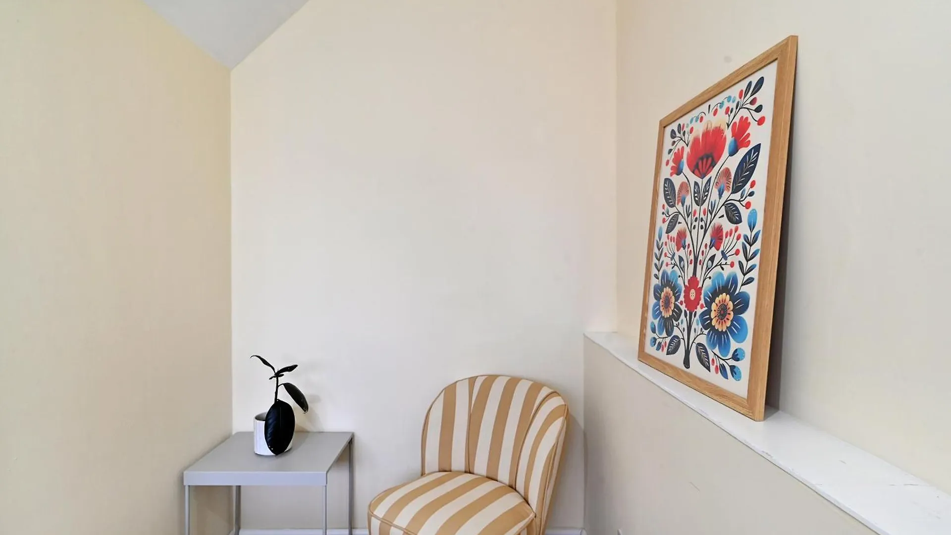Spacious 5 Bedroom 3 Mins Walk From Mile End Londres Apartamento