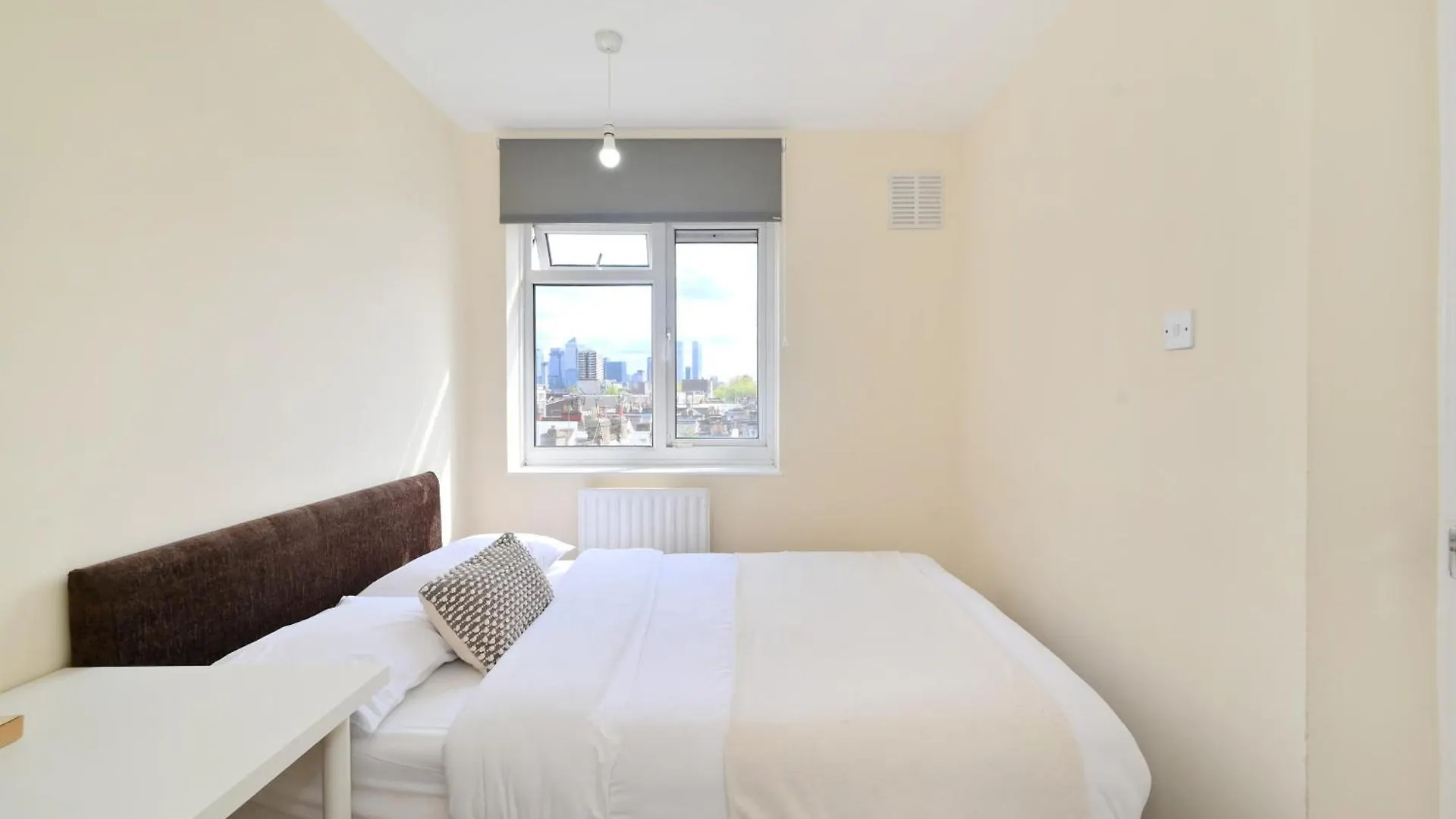 Apartment Spacious 5 Bedroom 3 Mins Walk From Mile End London